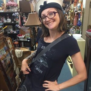 Meet your Posher, Lisa